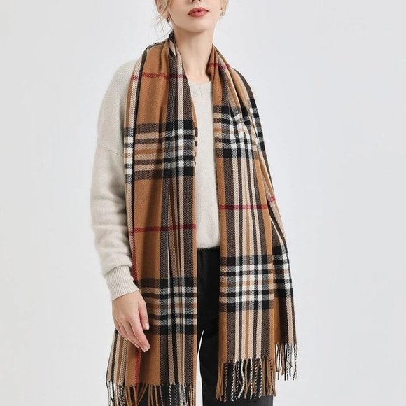 Preppy plaid print oversized Scarf tan - Picture 3 of 3